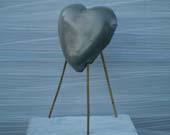 Art. 72 CUORE diam. 48 cm con tre Gambe